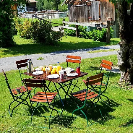 Daire De Nussi's 1 *