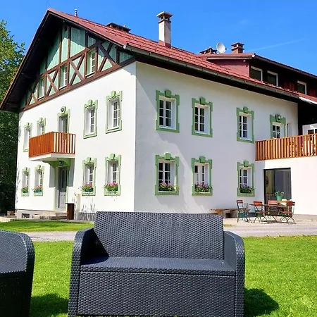 De Nussi's 1 דירה