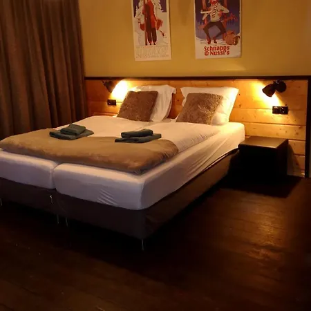 De Nussi's 1 דירה